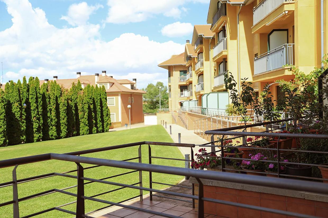 Apartament Monteperdido Jaca Zewnętrze zdjęcie
